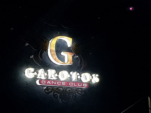 Garotos Dance Club