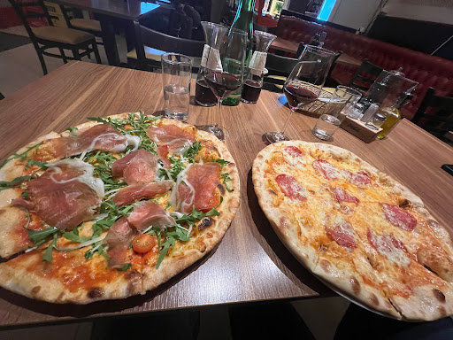 Caffè Pizzeria Pino en Vienna