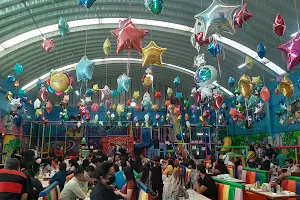 Salón de fiestas infantiles shalala image