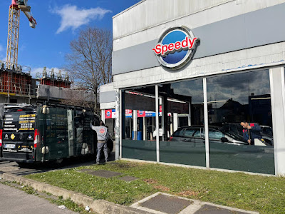 ASV Services - volet roulant/vitrerie à Paris