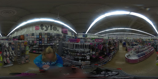 Variety Store «Five Below», reviews and photos, 3632 Concord Pike, Wilmington, DE 19803, USA