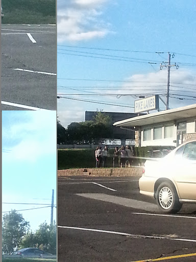 Bowling Alley «Pike Lanes Bowling Inc», reviews and photos, 121 2nd St Pike, Southampton, PA 18966, USA