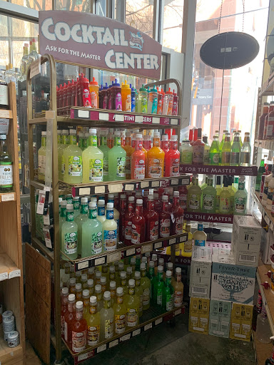 Liquor Store «Mac’s Beer And Wine», reviews and photos, 21 Peachtree Pl NW, Atlanta, GA 30309, USA