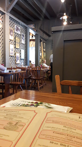 American Restaurant «Cracker Barrel Old Country Store», reviews and photos, 111 Dunson Ln, Davenport, FL 33896, USA