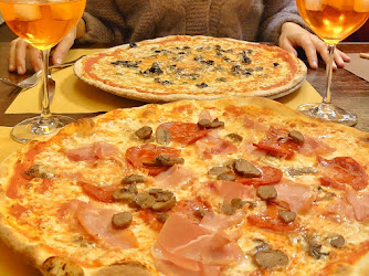 Ristorante Pizzeria Ante Omnia