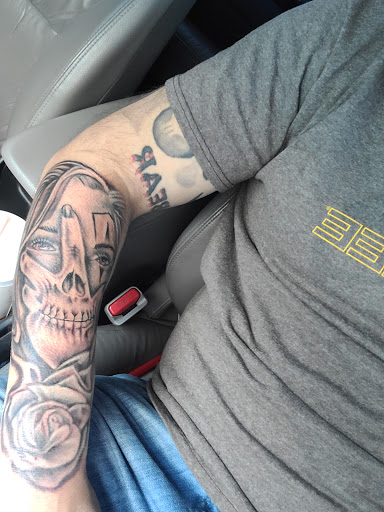 Tattoo Shop «Aces & Eights Tattoo Shop», reviews and photos, 6846 Park Blvd N, Pinellas Park, FL 33781, USA