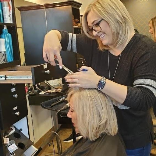 Hair Salon «HairPlay Salon & Color Bar», reviews and photos, 1211 Newcastle St, Beaufort, SC 29902, USA