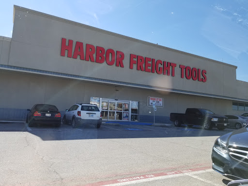 Hardware Store «Harbor Freight Tools», reviews and photos, 6508 Skillman St, Dallas, TX 75231, USA