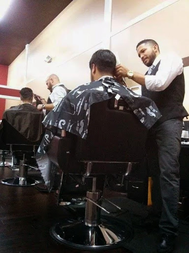Barber Shop «Legit Cuts Barber Shop», reviews and photos, 206 N 2nd St, Fort Pierce, FL 34950, USA