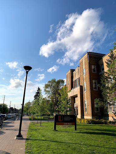 Public university Ottawa