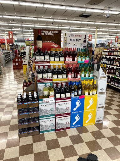 Liquor Store «Austin Liquors», reviews and photos, 117 Gold Star Blvd, Worcester, MA 01606, USA