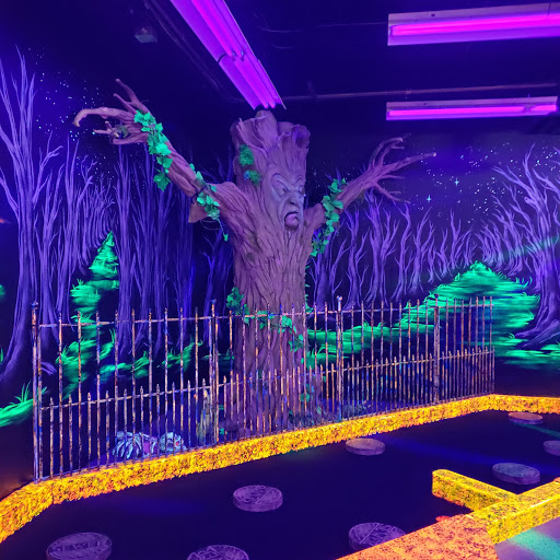 Amusement Center «Monster Mini Golf - Towson», reviews and photos, 1969 E Joppa Rd, Parkville, MD 21234, USA