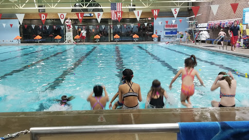 Recreation Center «Rakow Center», reviews and photos, 665 Barrington Ave, Carpentersville, IL 60110, USA