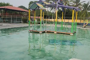 Oasis - Water and Recreational Park image