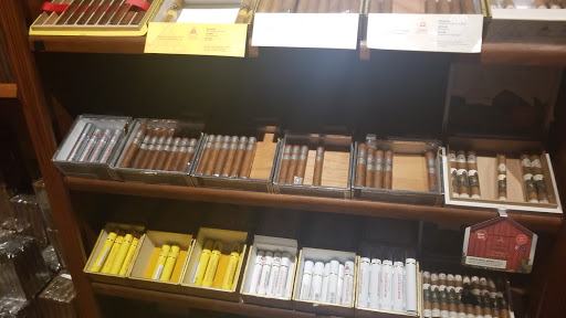 Tobacco Shop «Tobacco Breeze», reviews and photos, 12532 SW 120th St, Miami, FL 33186, USA