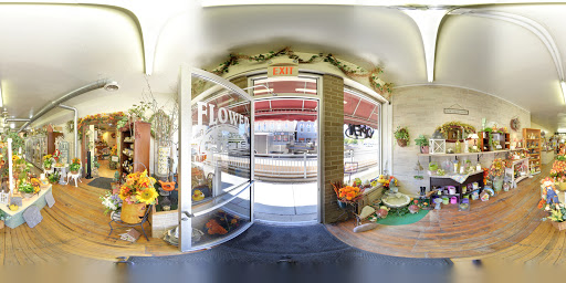 Florist «Yorkville Flower Shoppe», reviews and photos, 216 S Bridge St, Yorkville, IL 60560, USA