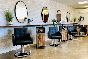 Dean Anthony's Salon image