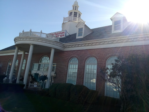 Shopping Mall «Aquidneck Shopping Centre», reviews and photos, 77 E Main Rd, Middletown, RI 02842, USA