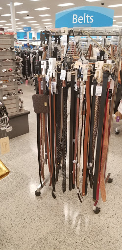 Clothing Store «Ross Dress for Less», reviews and photos, 3129 Market Center Drive, Morrisville, NC 27560, USA