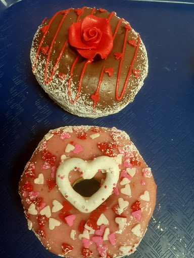 Donut Shop «Denton Donuts», reviews and photos, 505 W University Dr, Denton, TX 76201, USA