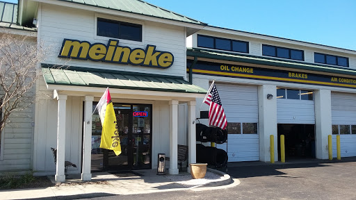 Auto Repair Shop «Meineke Car Care Center», reviews and photos, 12270 Frontage Rd, Murrells Inlet, SC 29576, USA