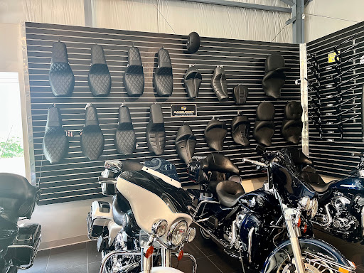 Motorcycle Dealer «Monarch Motor Sports LLC», reviews and photos, 17 Gigante Dr, Hampstead, NH 03841, USA