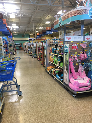 Pet Supply Store «PetSmart», reviews and photos, 6590 20th St, Vero Beach, FL 32966, USA