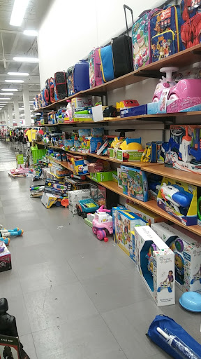 Department Store «Burlington Coat Factory», reviews and photos, 140 E Orangefair Mall, Fullerton, CA 92832, USA