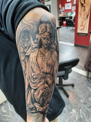 Tattoo Shop «Electrik Needle Tattoo», reviews and photos, 6330 AZ-69, Prescott Valley, AZ 86314, USA