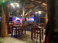 Atmosphère du Restaurant Auberge Le Chauliac à Vesseaux - n°2