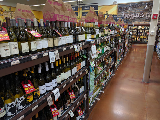 Grocery Store «Fresh Thyme Farmers Market- Fairview Heights», reviews and photos, 6569 N Illinois St, Fairview Heights, IL 62208, USA