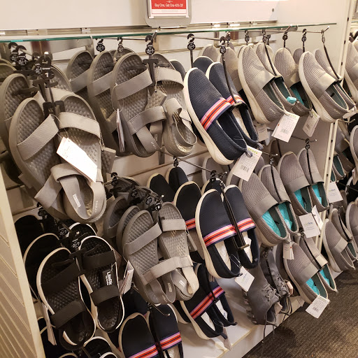 Shoe Store «Crocs», reviews and photos, 607 Bluebird Ct, Central Valley, NY 10917, USA