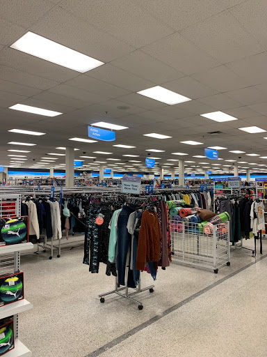 Clothing Store «Ross Dress for Less», reviews and photos, 628 Palomar St, Chula Vista, CA 91911, USA