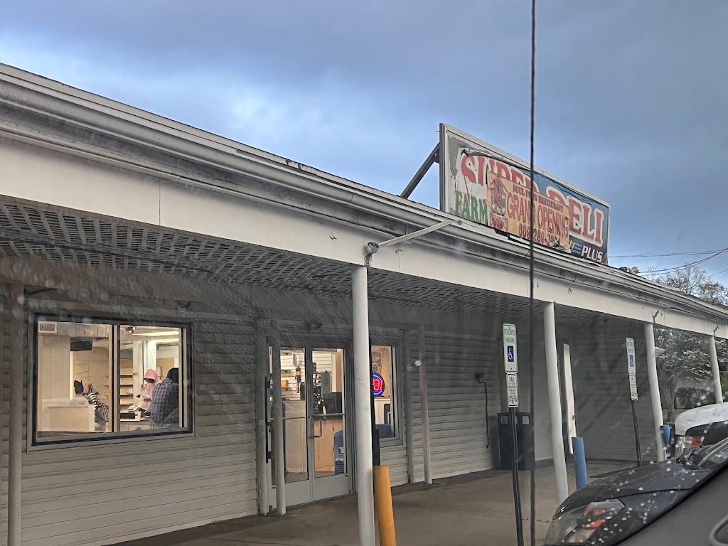 L & T’s Soul Food 08330