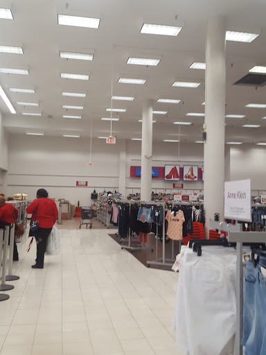 Clothing Store «Burlington Coat Factory», reviews and photos, 100 S 69th St, Upper Darby, PA 19082, USA