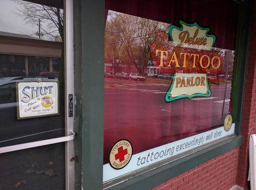 Tattoo Shop «Deluxe Tattoo Parlor», reviews and photos, 1705 Broadway St, Vancouver, WA 98663, USA