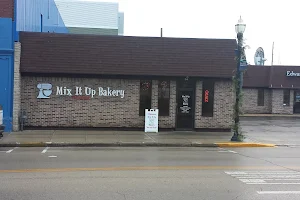 Mix it Up Bakery image
