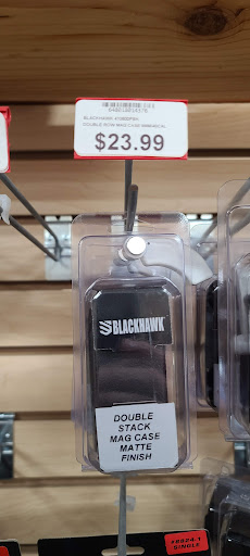 Outdoor Sports Store «Fin Feather Fur Outfitters - Cleveland», reviews and photos, 18030 Bagley Rd, Middleburg Heights, OH 44130, USA