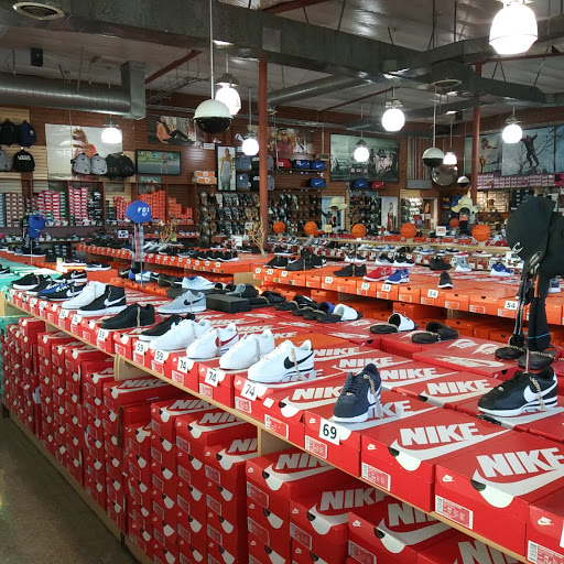 Shoe Store «Shoe City - Anaheim», reviews and photos, 101 E Ball Rd, Anaheim, CA 92805, USA