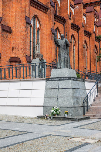 plac Jana Pawła II 1, 15-421 Białystok