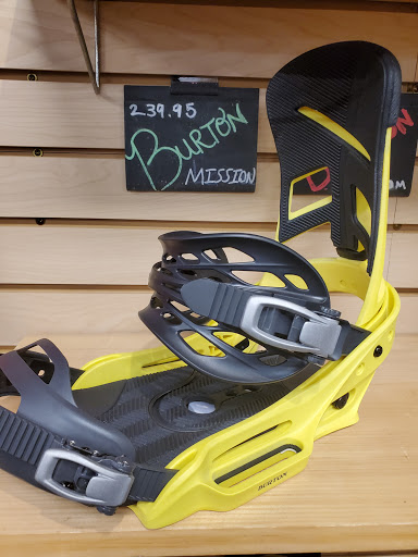 Sporting Goods Store «Summit Sports Brighton», reviews and photos, 8180 Grand River Ave, Brighton, MI 48114, USA