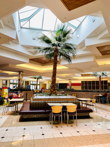 Shopping Mall «MacArthur Center», reviews and photos, 300 Monticello Ave, Norfolk, VA 23510, USA