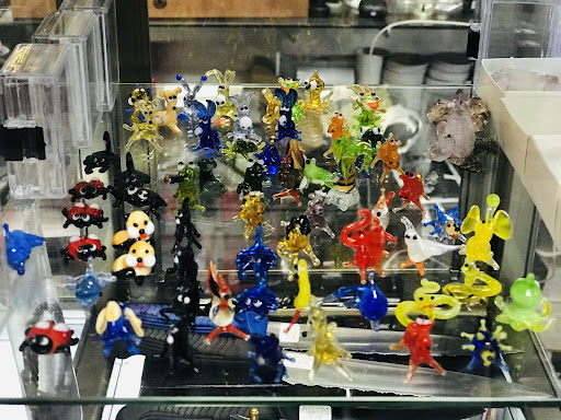 Gift Shop «Flowers City Gift Shop», reviews and photos, 2999 Payne Ave #124, Cleveland, OH 44114, USA