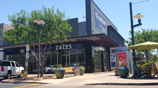 Zales –The Diamond Store, 2196 E Williams Field Rd, Gilbert, AZ 85296, USA, 