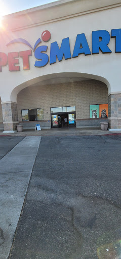 Pet Supply Store «PetSmart», reviews and photos, 24965 Pico Canyon Rd, Stevenson Ranch, CA 91381, USA