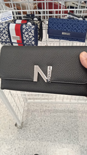 Clothing Store «Ross Dress for Less», reviews and photos, 514 S Illinois Rte 59, Naperville, IL 60540, USA