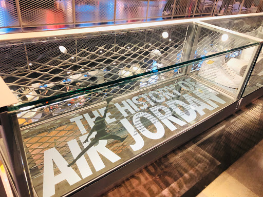 Clothing Store «Nike Portland», reviews and photos, 638 SW 5th Ave, Portland, OR 97201, USA