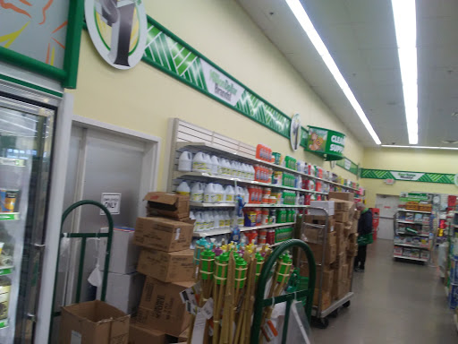 Dollar Store «Dollar Tree», reviews and photos, 10 School St, East Hartford, CT 06118, USA