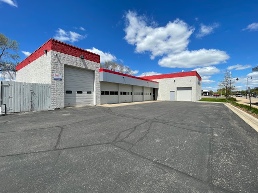 Auto Repair Shop «Superior Service Center Apple Valley», reviews and photos, 14580 Glenda Dr, Apple Valley, MN 55124, USA