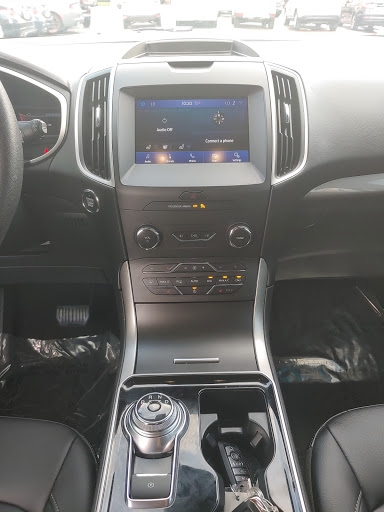 Used Car Dealer «Travers Autoplex», reviews and photos, 18155 Old Hwy 66, Eureka, MO 63025, USA